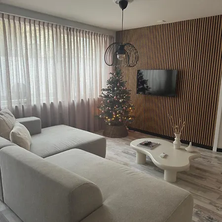 Aan De Plenkert בית נופש *